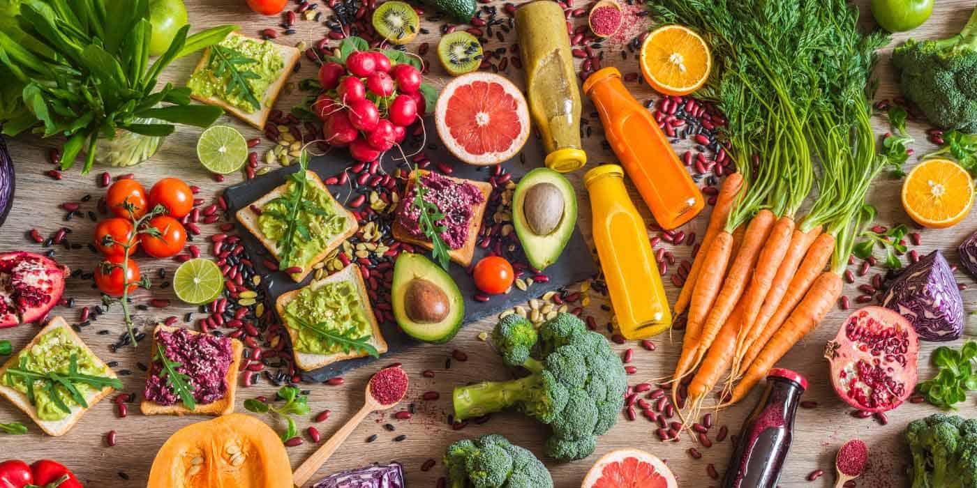 Vegan Diyet: Sağlıklı, Sürdürülebilir ve Şefkatli Bir Yaşam Biçimi mi?